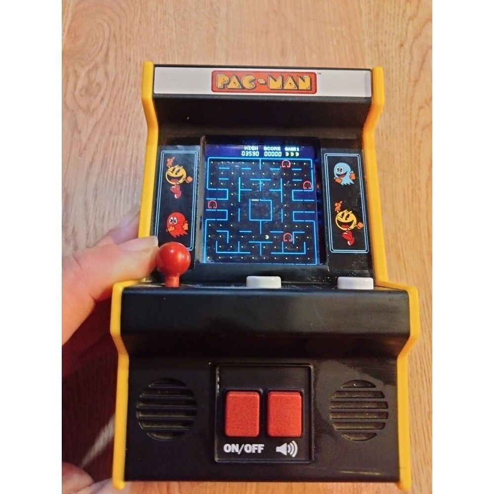 Pac Man Mini Arcade Game Bandai Namco Miniature‎ Pacman